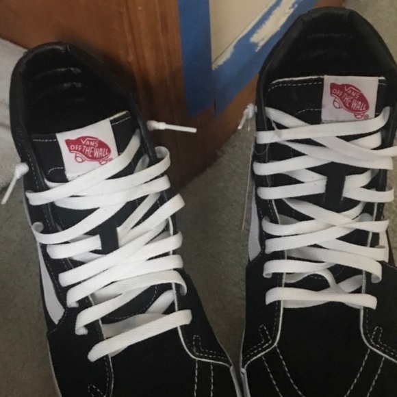 Black and white hi top vans - Picture 5 of 7